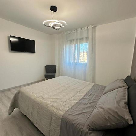 Sempione Apartment Lainate Bagian luar foto