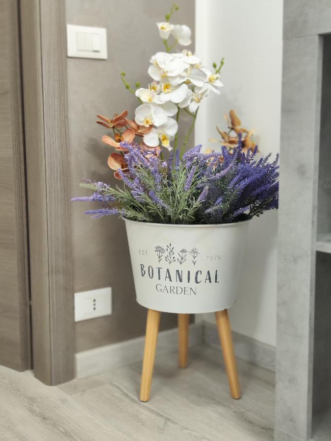 Sempione Apartment Lainate Bagian luar foto
