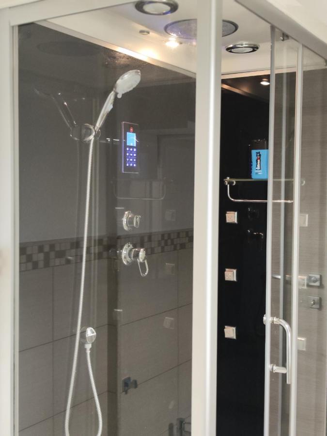 Sempione Apartment Lainate Bagian luar foto
