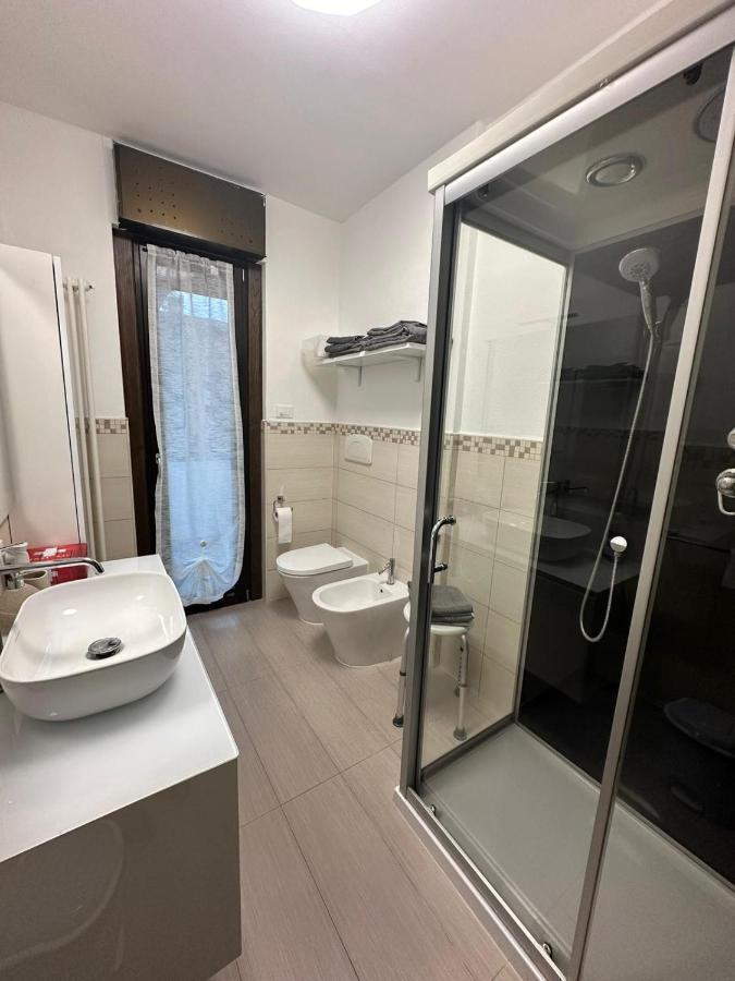 Sempione Apartment Lainate Bagian luar foto