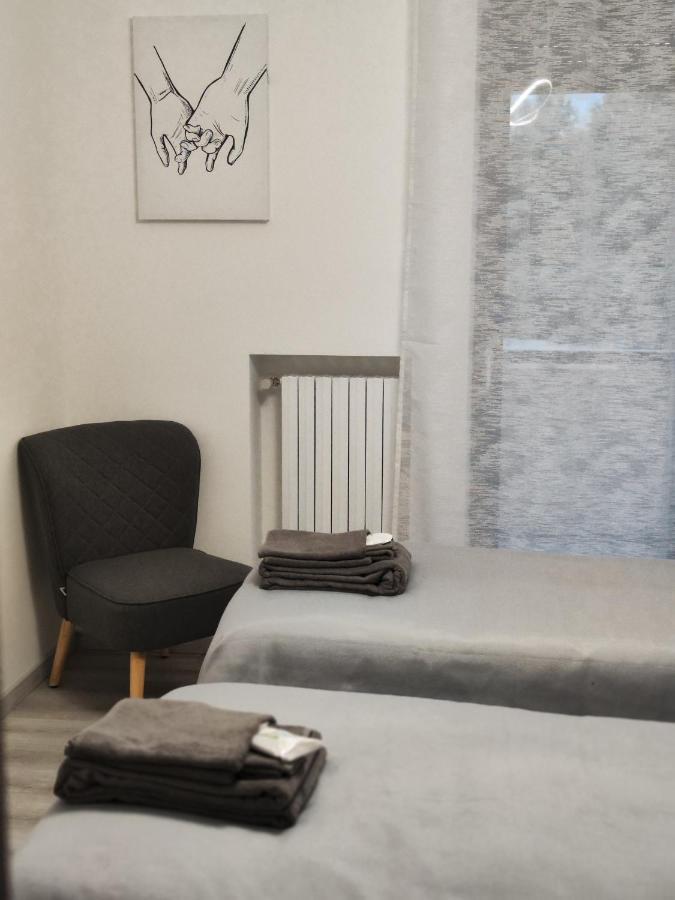 Sempione Apartment Lainate Bagian luar foto