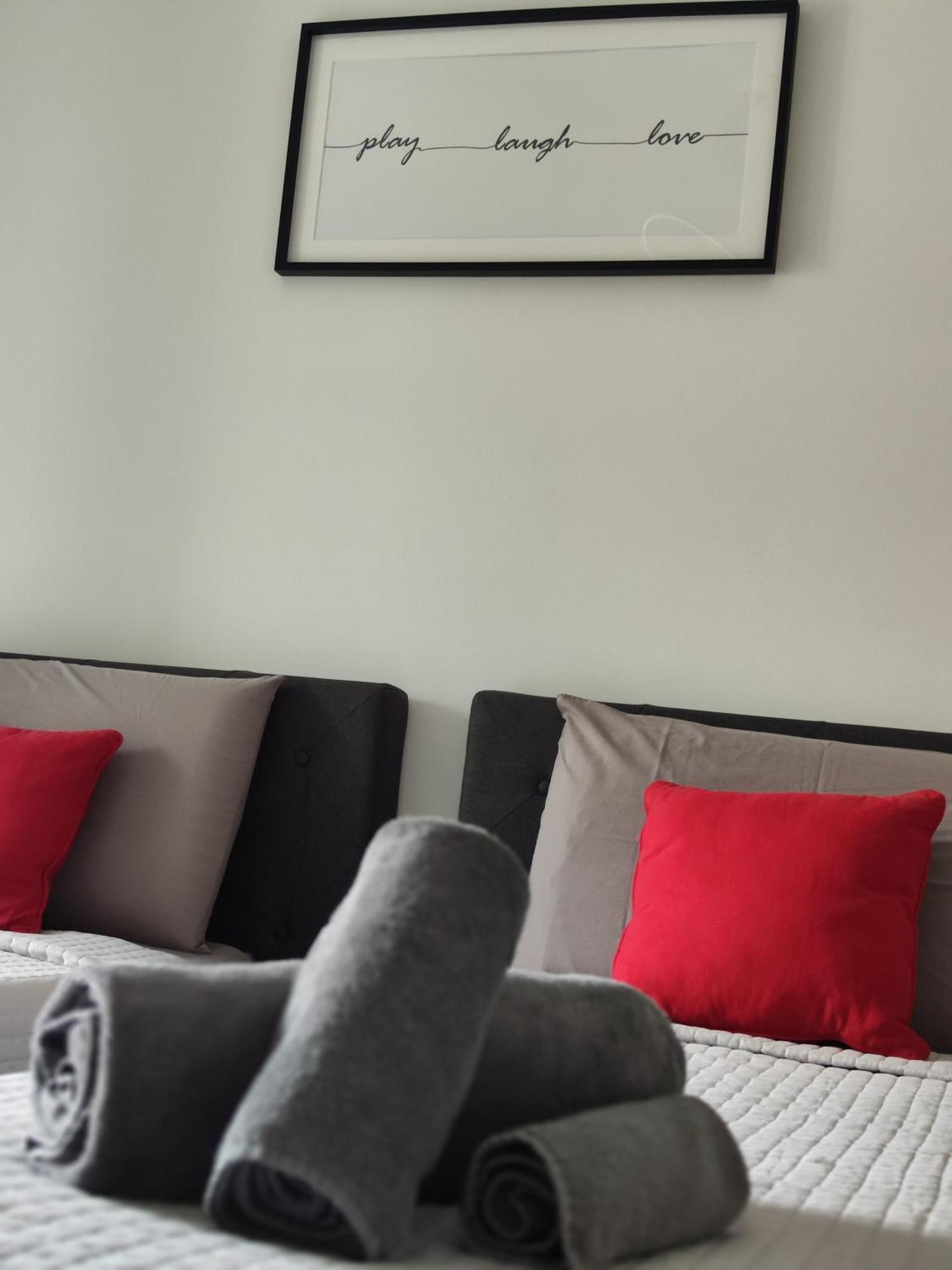 Sempione Apartment Lainate Bagian luar foto