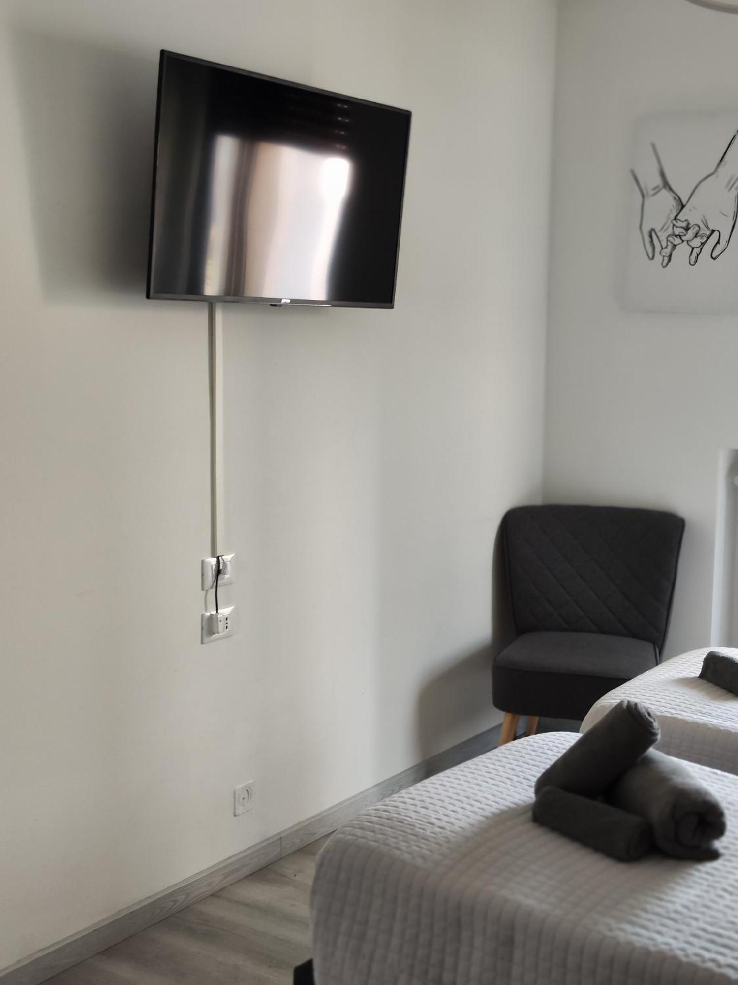 Sempione Apartment Lainate Bagian luar foto